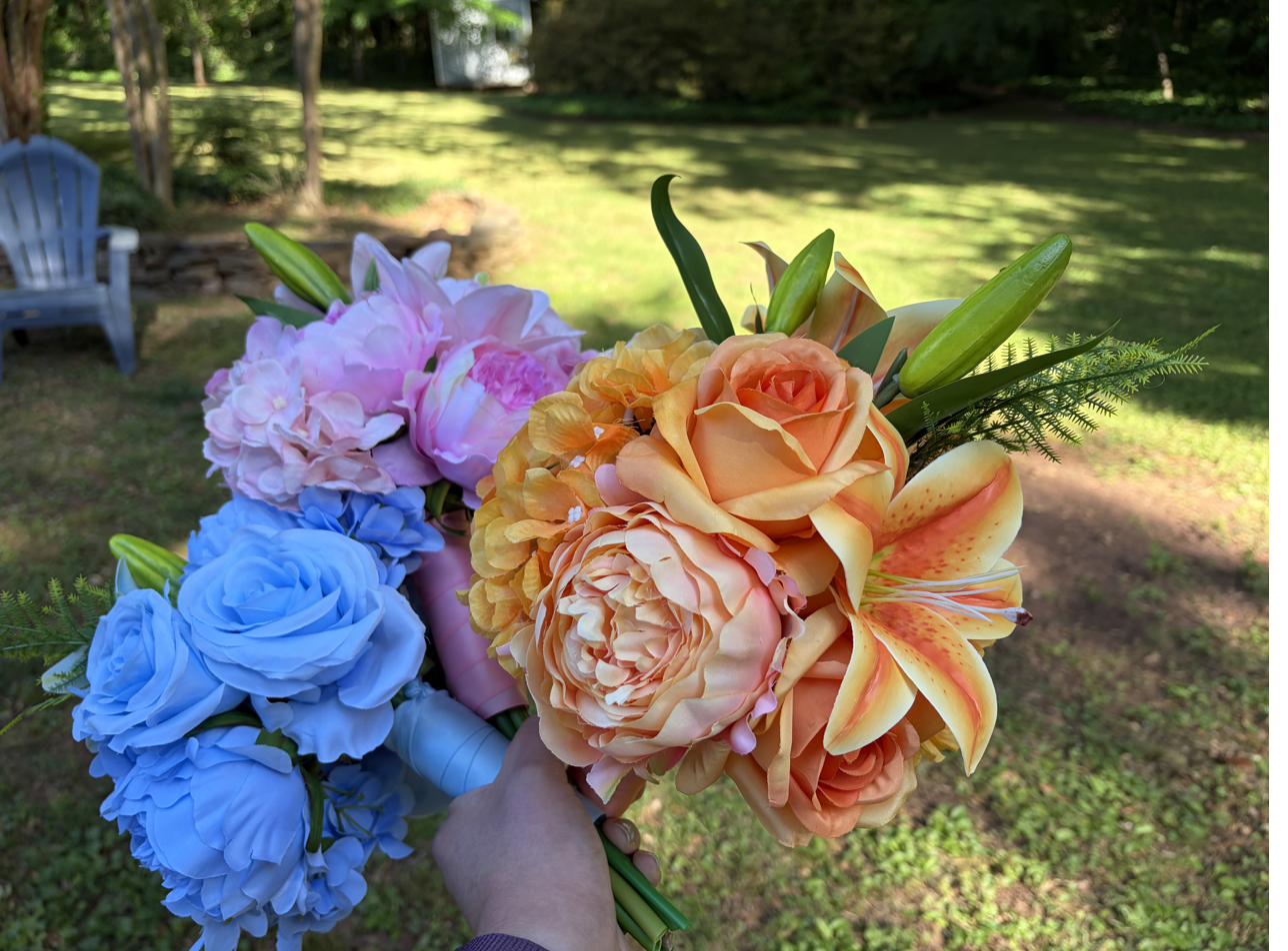 Wildflower ceremony aisle arrangement
